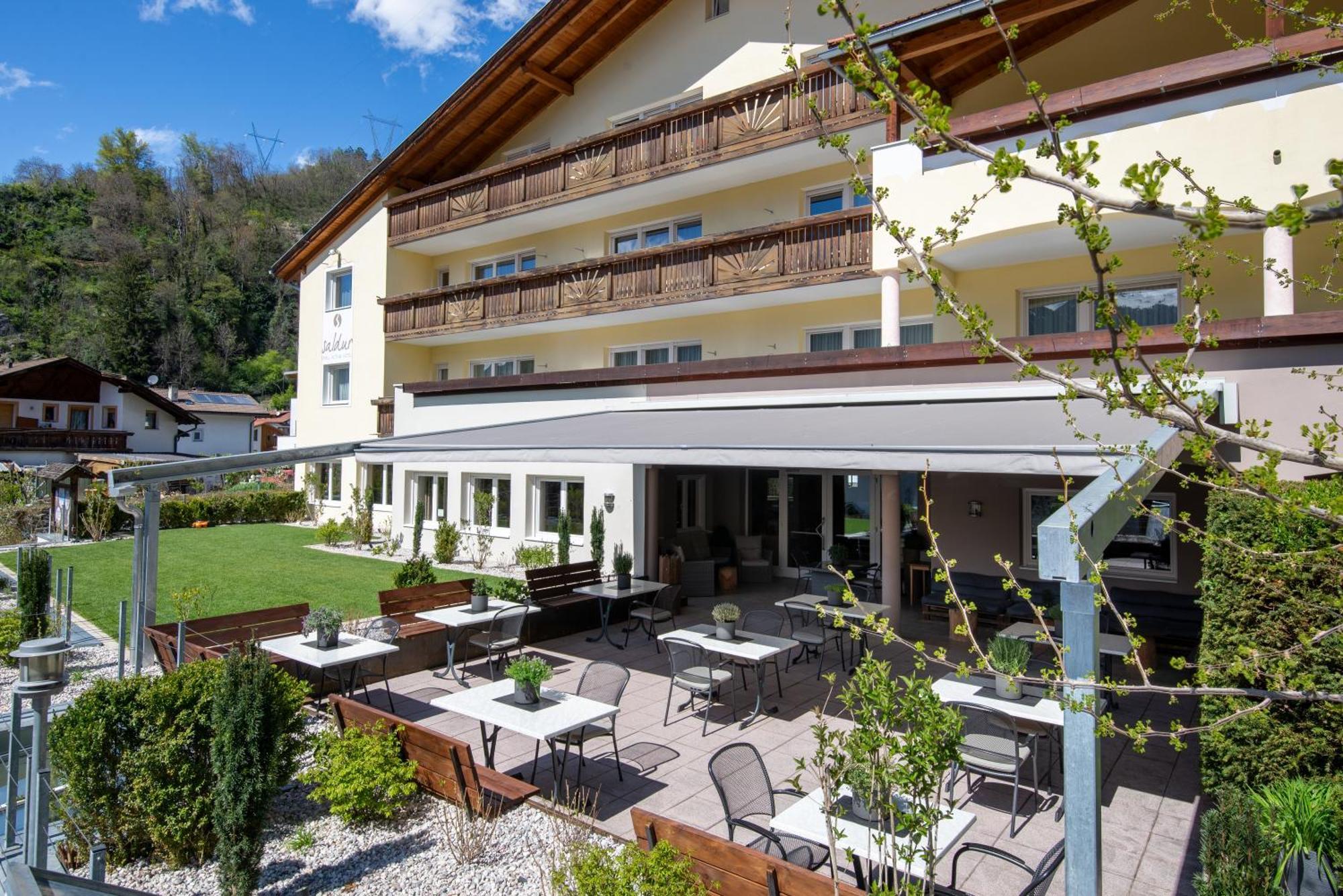 Saldur Small Active Hotel Sluderno Luaran gambar