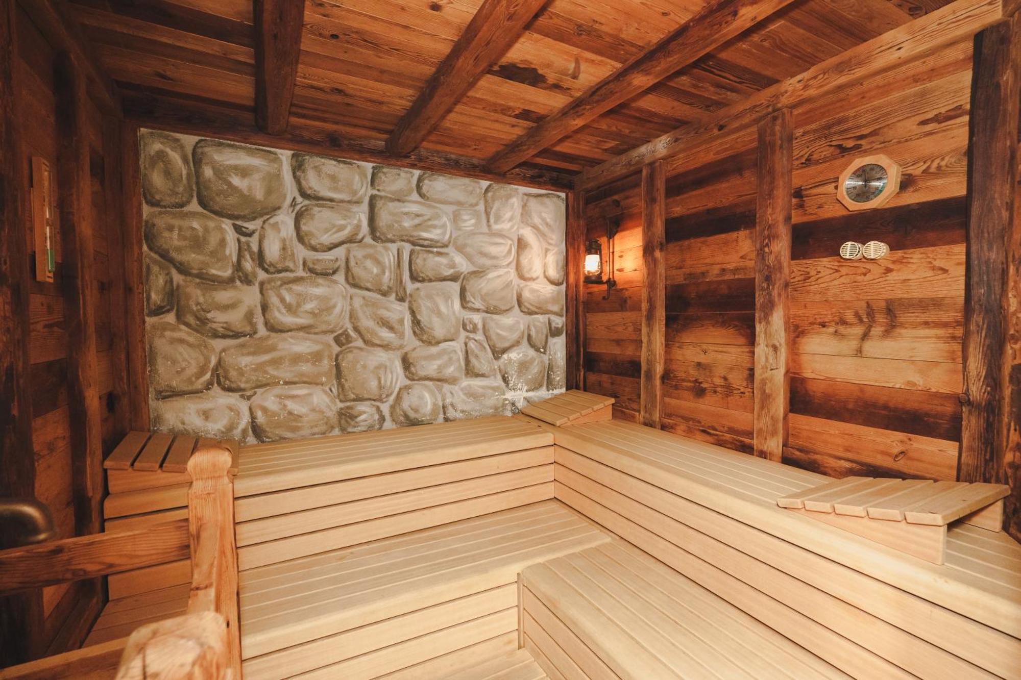 Saldur Small Active Hotel Sluderno Luaran gambar