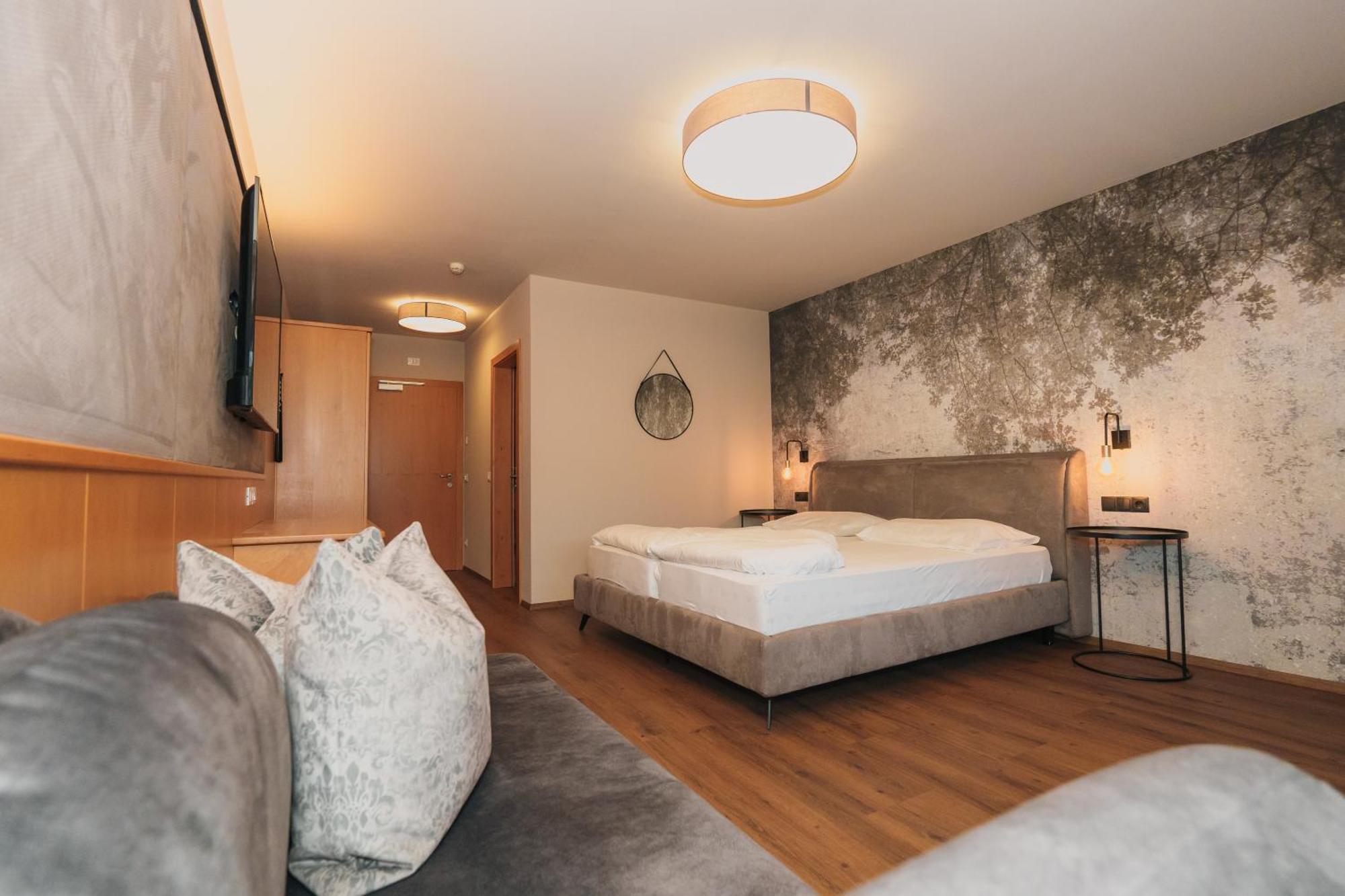 Saldur Small Active Hotel Sluderno Luaran gambar